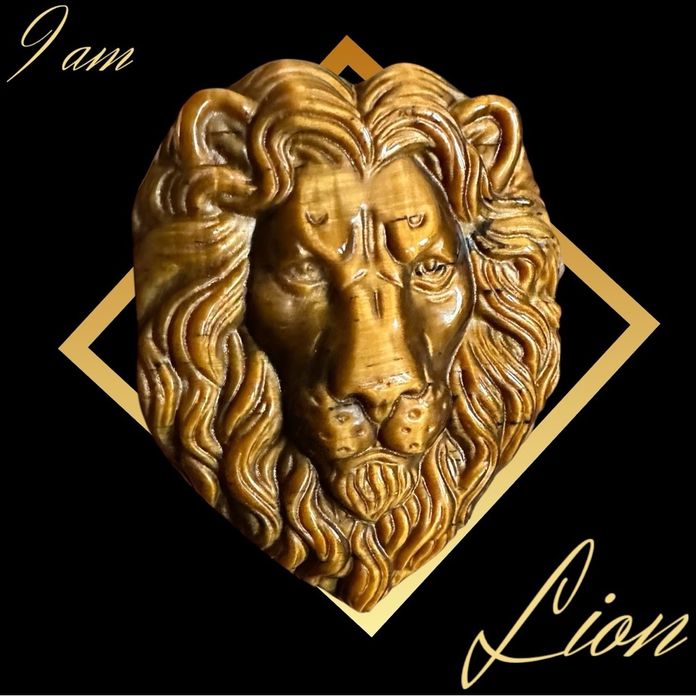 Golden Tiger’s Eye Lion Crystal